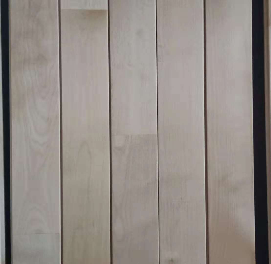 楓(feng)樺(hua)木(mu).jpg