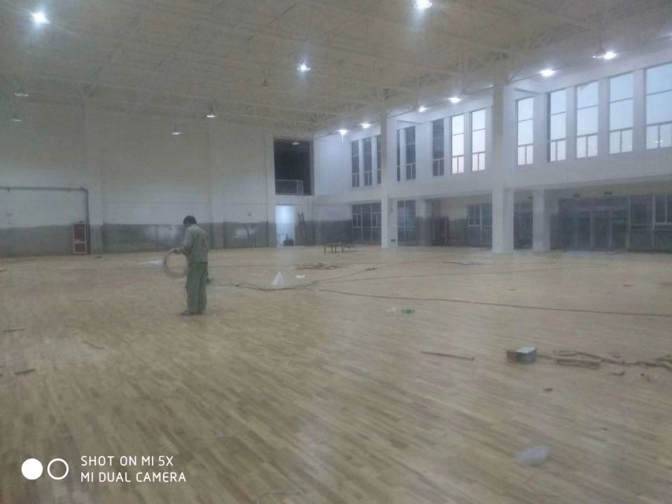 4濟寧(ning)體(ti)育館(guan).jpg